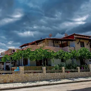 https://sarti-paradise.hotelschalkidiki.net